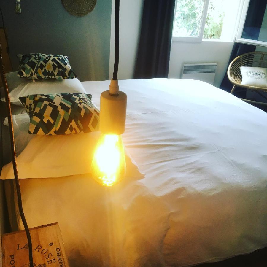 La Petite Sardine Bed & Breakfast Lirac Екстериор снимка