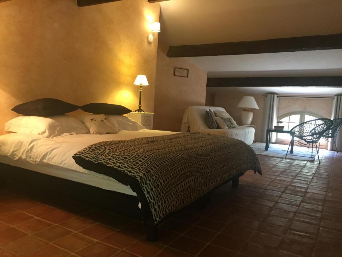 La Petite Sardine Bed & Breakfast Lirac Екстериор снимка